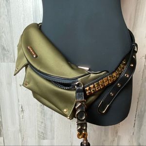 Michael Kors Satin Olive gold stud hip fan pack